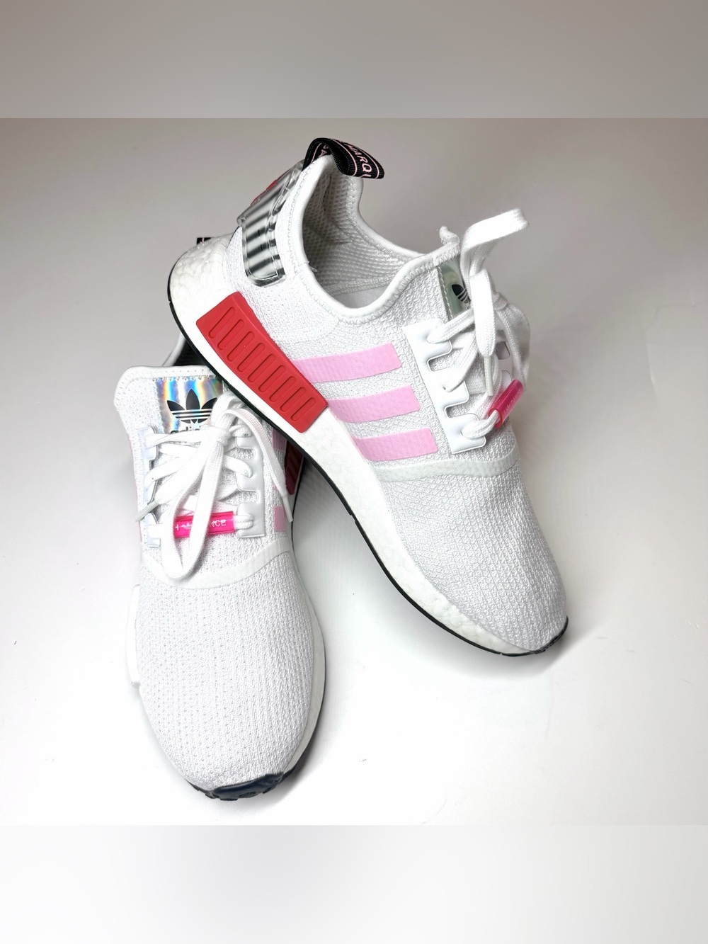 Adidas Originals Women’s NMD_R1 Athletic Sneakers Size- 9.5 - Picture 5 of 7